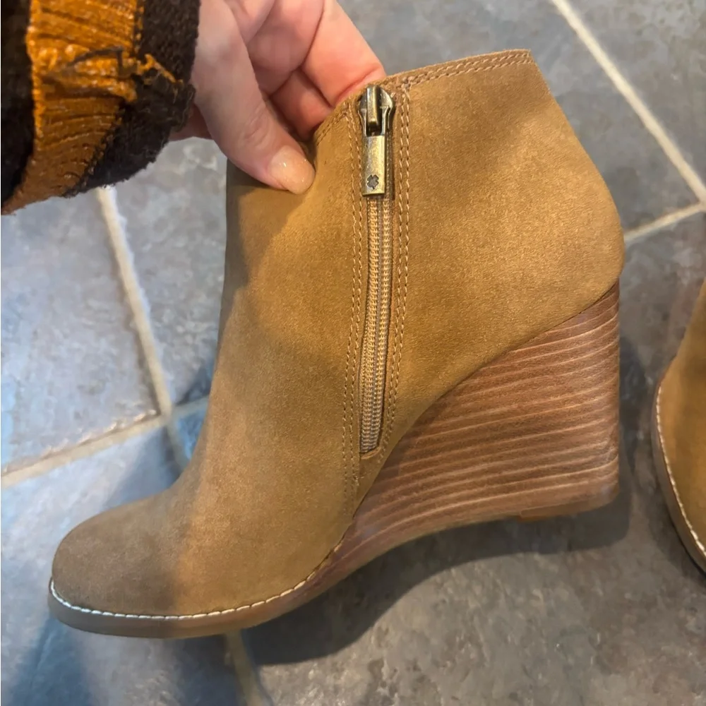 Lucky Brand Tan Suede Wedge Boots - Picture 5 of 6